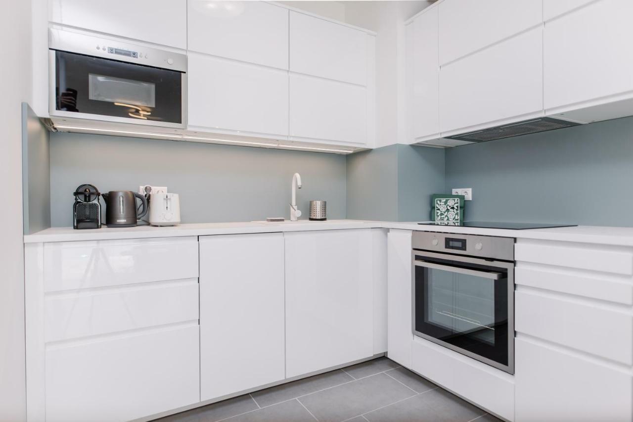 Apartment Tk Homes *