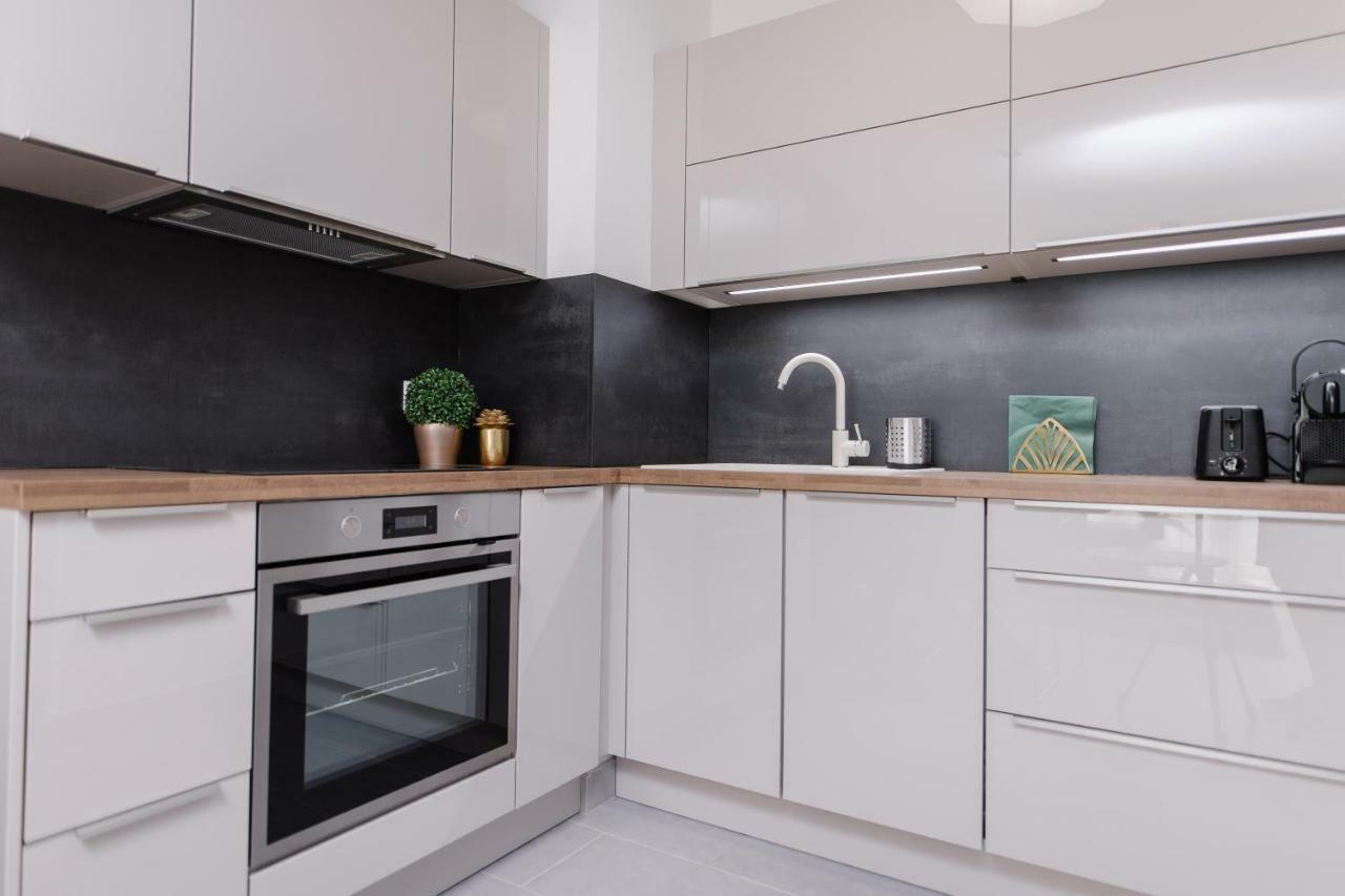 Apartment Tk Homes
